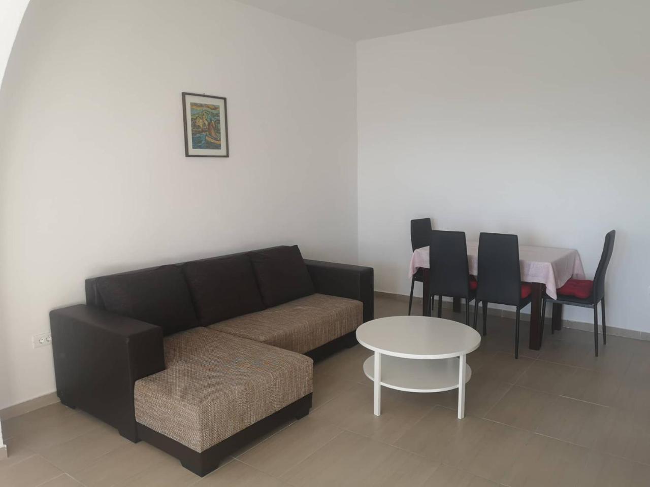 Sun Apartments Kaštela Екстериор снимка